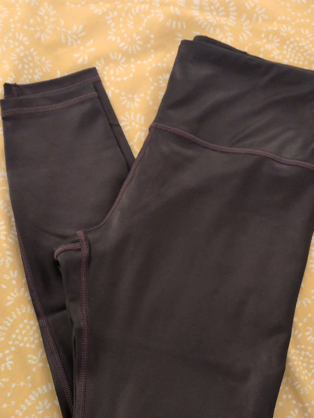 Athleta Elation Ultra High-Rise Tight / Women's Leggings (Size S) Dark Purple
